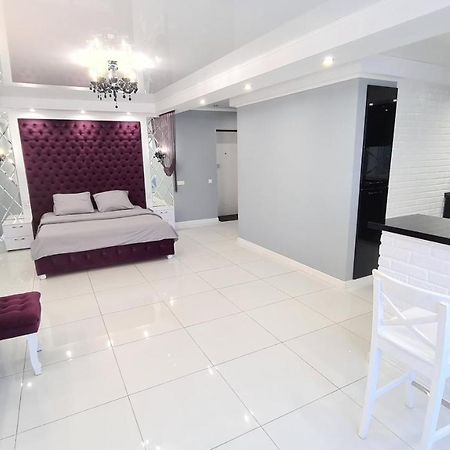 Apartaments On Prospekt Mira 35 Krivói Rog Exterior foto