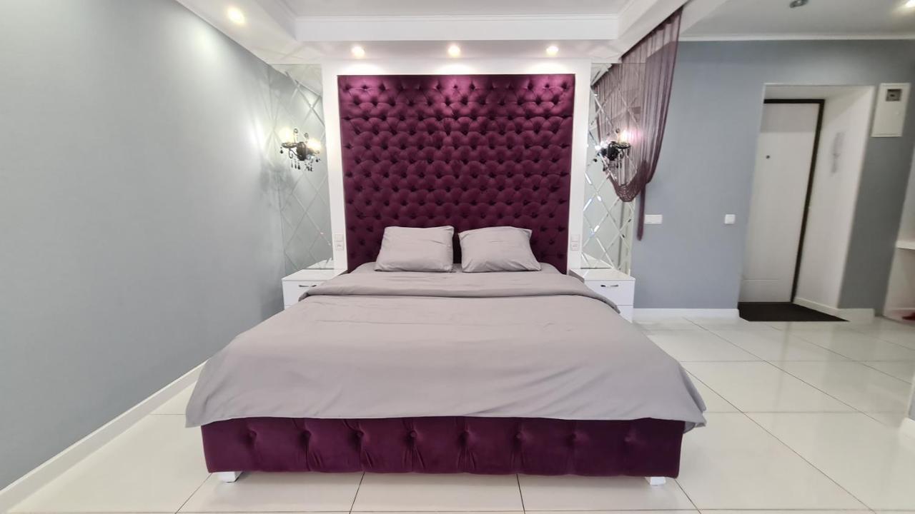 Apartaments On Prospekt Mira 35 Krivói Rog Exterior foto