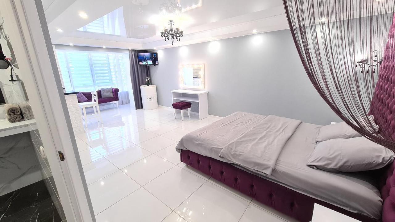 Apartaments On Prospekt Mira 35 Krivói Rog Exterior foto