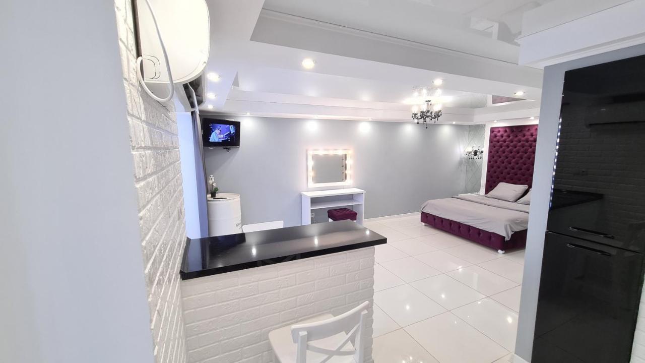 Apartaments On Prospekt Mira 35 Krivói Rog Exterior foto