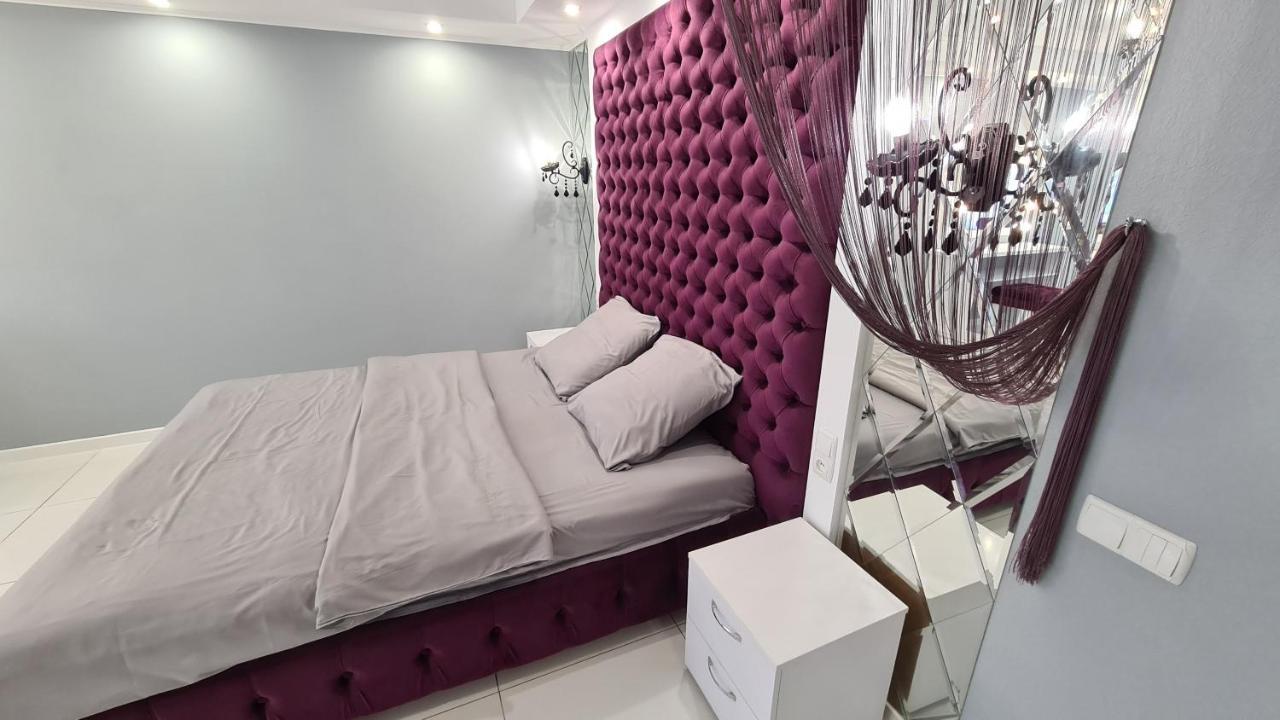 Apartaments On Prospekt Mira 35 Krivói Rog Exterior foto